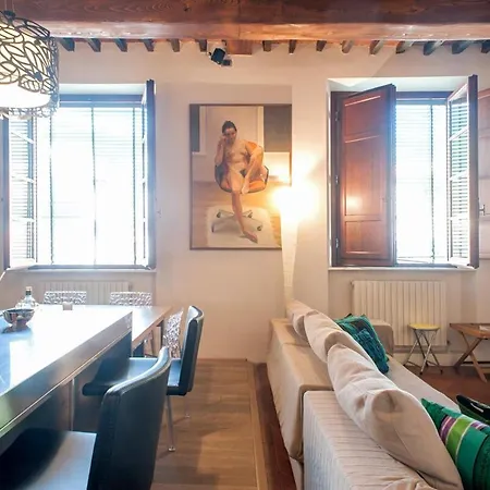 Cosy In Center Of