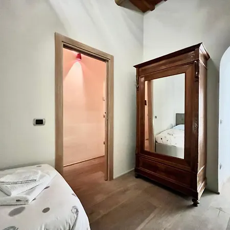 Cosy In Center Of * ピエトラサンタ